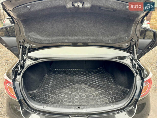 Черный Мазда 6, объемом двигателя 2 л и пробегом 264 тыс. км за 6990 $, фото 24 на Automoto.ua