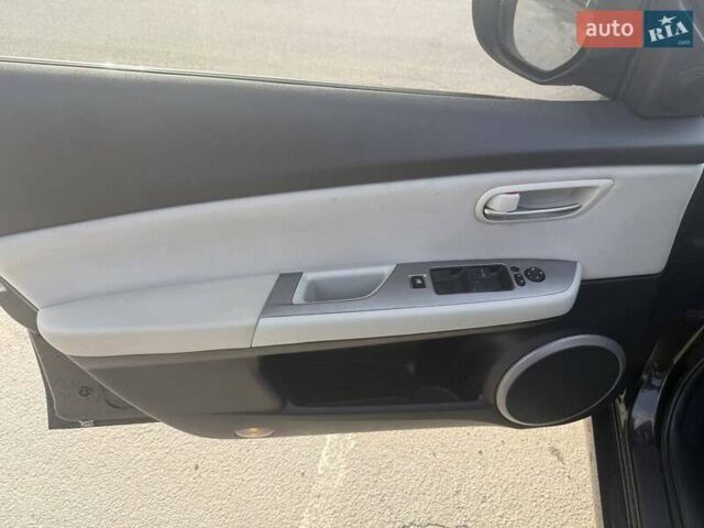 Чорний Мазда 6, об'ємом двигуна 2 л та пробігом 161 тис. км за 6700 $, фото 13 на Automoto.ua