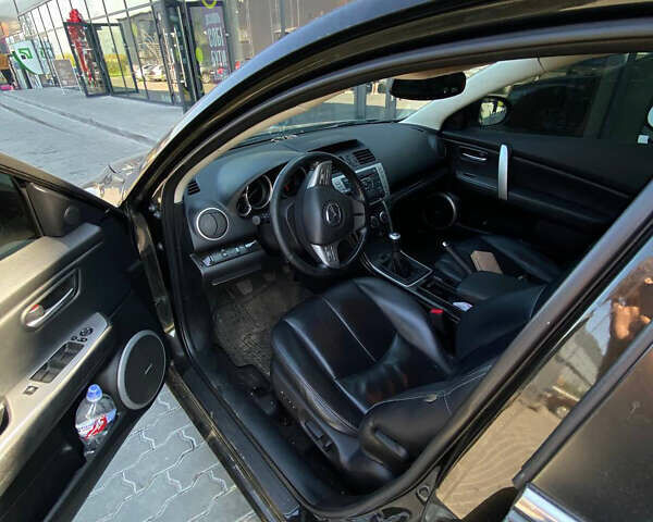 Черный Мазда 6, объемом двигателя 2 л и пробегом 281 тыс. км за 6600 $, фото 8 на Automoto.ua