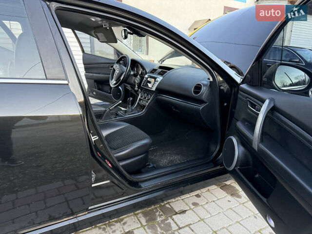 Черный Мазда 6, объемом двигателя 2 л и пробегом 309 тыс. км за 6200 $, фото 15 на Automoto.ua