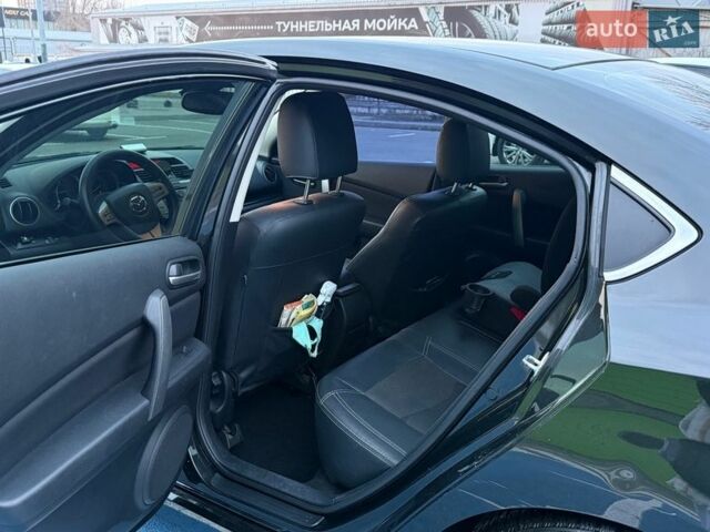 Черный Мазда 6, объемом двигателя 2 л и пробегом 247 тыс. км за 6100 $, фото 9 на Automoto.ua