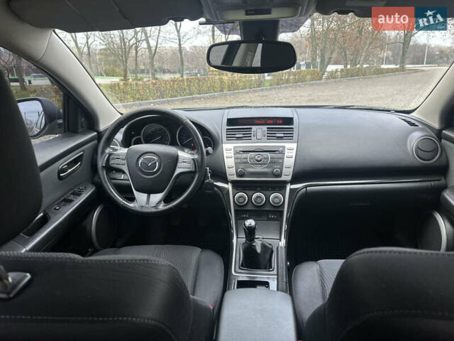 Черный Мазда 6, объемом двигателя 1.8 л и пробегом 238 тыс. км за 6800 $, фото 11 на Automoto.ua