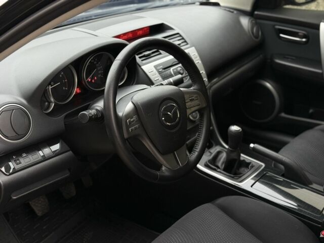 Черный Мазда 6, объемом двигателя 2 л и пробегом 263 тыс. км за 5850 $, фото 10 на Automoto.ua