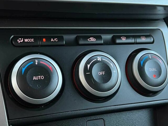 Черный Мазда 6, объемом двигателя 2 л и пробегом 190 тыс. км за 8399 $, фото 14 на Automoto.ua