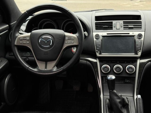 Черный Мазда 6, объемом двигателя 2.5 л и пробегом 220 тыс. км за 6800 $, фото 11 на Automoto.ua