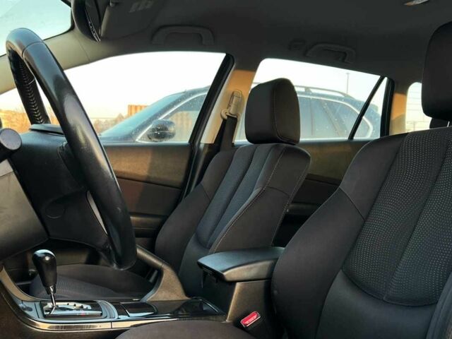 Черный Мазда 6, объемом двигателя 2 л и пробегом 190 тыс. км за 8399 $, фото 6 на Automoto.ua