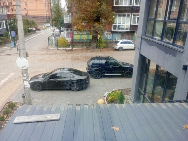 Чорний Мазда 6, об'ємом двигуна 2 л та пробігом 230 тис. км за 7500 $, фото 8 на Automoto.ua