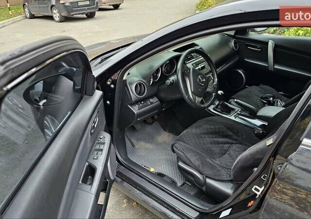 Чорний Мазда 6, об'ємом двигуна 2 л та пробігом 280 тис. км за 5300 $, фото 11 на Automoto.ua