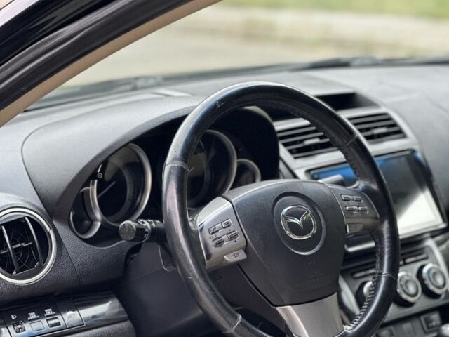Чорний Мазда 6, об'ємом двигуна 3.7 л та пробігом 200 тис. км за 6725 $, фото 5 на Automoto.ua