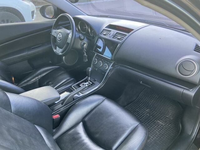 Черный Мазда 6, объемом двигателя 2 л и пробегом 180 тыс. км за 7700 $, фото 12 на Automoto.ua