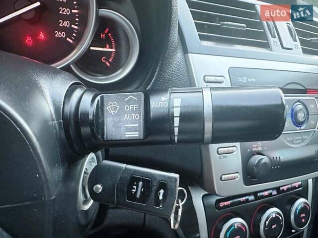 Черный Мазда 6, объемом двигателя 2 л и пробегом 239 тыс. км за 7000 $, фото 8 на Automoto.ua