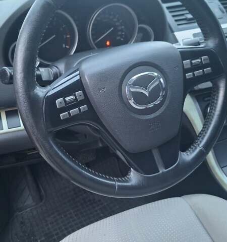 Черный Мазда 6, объемом двигателя 2 л и пробегом 160 тыс. км за 6800 $, фото 10 на Automoto.ua