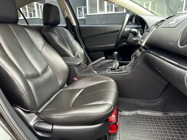 Черный Мазда 6, объемом двигателя 2 л и пробегом 253 тыс. км за 6500 $, фото 13 на Automoto.ua