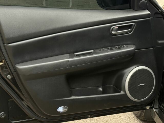 Черный Мазда 6, объемом двигателя 2.5 л и пробегом 220 тыс. км за 6800 $, фото 15 на Automoto.ua