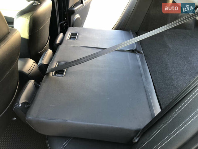 Черный Мазда 6, объемом двигателя 2 л и пробегом 119 тыс. км за 9200 $, фото 120 на Automoto.ua