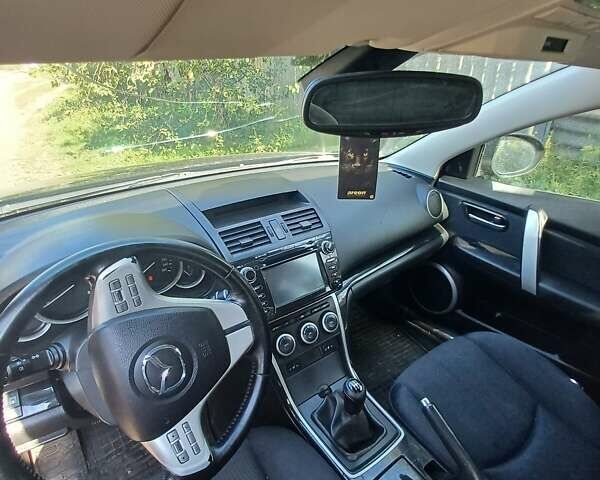 Чорний Мазда 6, об'ємом двигуна 1.8 л та пробігом 215 тис. км за 7200 $, фото 3 на Automoto.ua