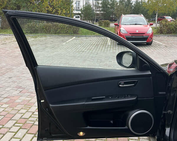 Черный Мазда 6, объемом двигателя 2 л и пробегом 174 тыс. км за 6800 $, фото 15 на Automoto.ua