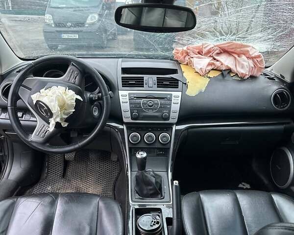 Чорний Мазда 6, об'ємом двигуна 2.5 л та пробігом 200 тис. км за 2950 $, фото 6 на Automoto.ua