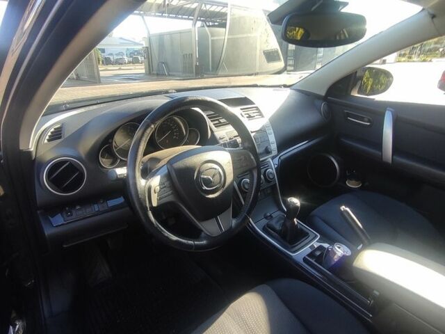 Черный Мазда 6, объемом двигателя 2 л и пробегом 230 тыс. км за 7335 $, фото 11 на Automoto.ua