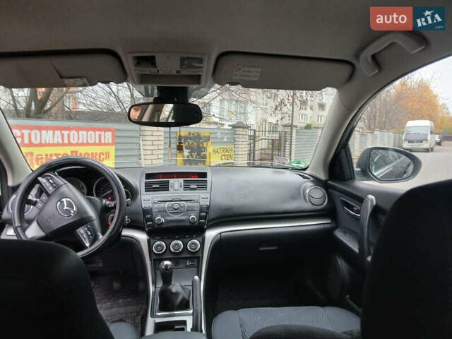 Черный Мазда 6, объемом двигателя 2.2 л и пробегом 340 тыс. км за 6700 $, фото 3 на Automoto.ua