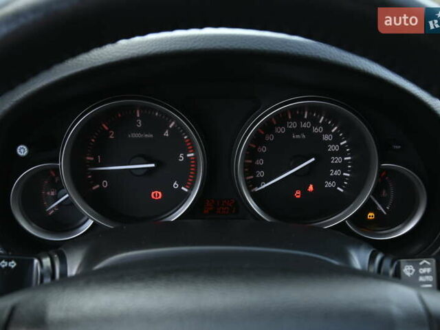 Черный Мазда 6, объемом двигателя 2.2 л и пробегом 321 тыс. км за 7500 $, фото 20 на Automoto.ua