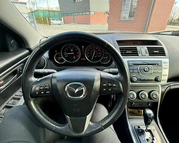 Чорний Мазда 6, об'ємом двигуна 2.5 л та пробігом 168 тис. км за 6300 $, фото 15 на Automoto.ua