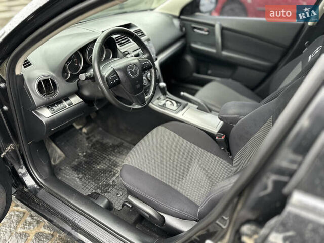 Черный Мазда 6, объемом двигателя 2 л и пробегом 169 тыс. км за 8200 $, фото 18 на Automoto.ua