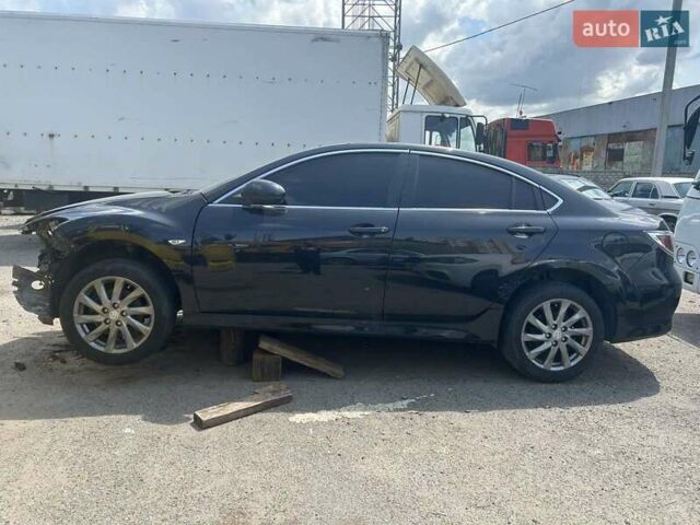 Черный Мазда 6, объемом двигателя 2 л и пробегом 220 тыс. км за 2800 $, фото 1 на Automoto.ua