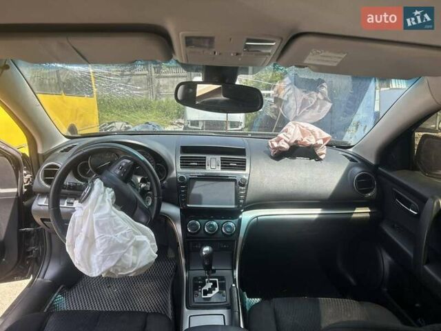 Черный Мазда 6, объемом двигателя 2 л и пробегом 220 тыс. км за 2800 $, фото 10 на Automoto.ua