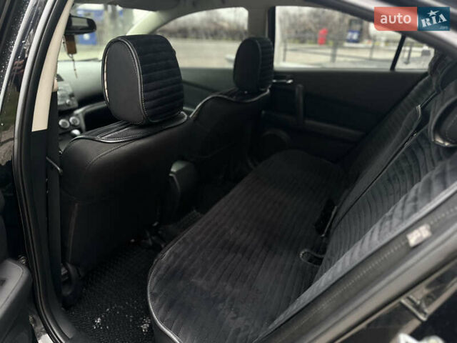 Черный Мазда 6, объемом двигателя 2 л и пробегом 225 тыс. км за 7400 $, фото 18 на Automoto.ua