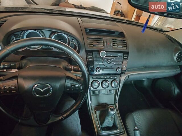 Черный Мазда 6, объемом двигателя 2.5 л и пробегом 80 тыс. км за 10500 $, фото 17 на Automoto.ua