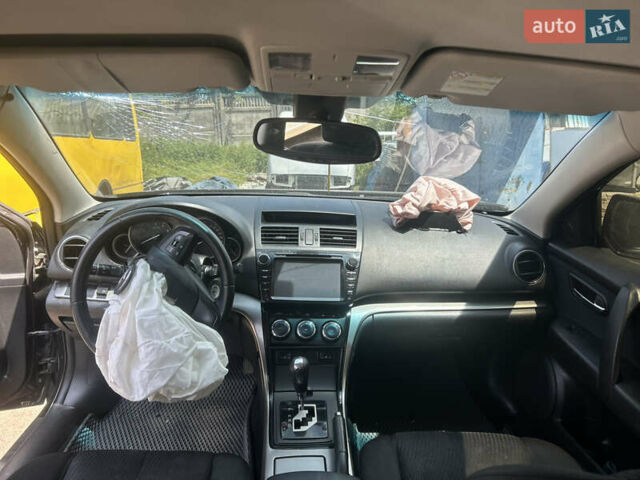 Чорний Мазда 6, об'ємом двигуна 2 л та пробігом 225 тис. км за 3400 $, фото 15 на Automoto.ua