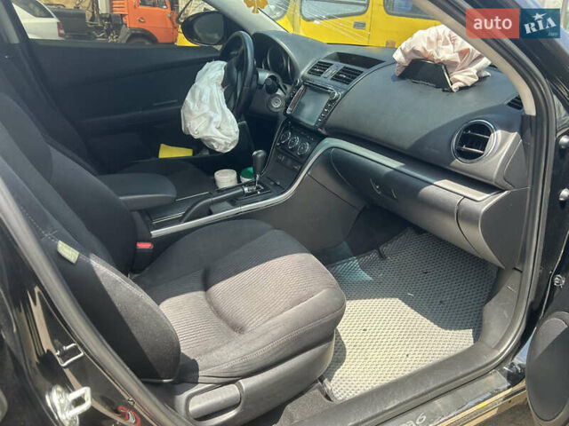 Чорний Мазда 6, об'ємом двигуна 2 л та пробігом 225 тис. км за 3400 $, фото 19 на Automoto.ua
