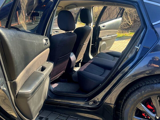 Черный Мазда 6, объемом двигателя 2.5 л и пробегом 210 тыс. км за 7900 $, фото 7 на Automoto.ua