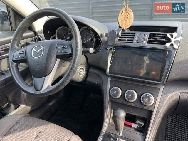Чорний Мазда 6, об'ємом двигуна 2.49 л та пробігом 250 тис. км за 8199 $, фото 14 на Automoto.ua