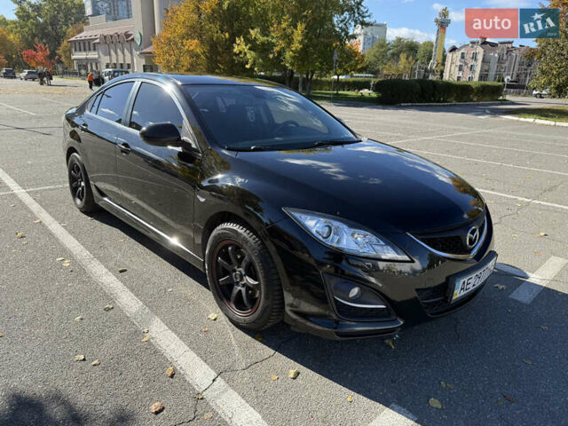 Черный Мазда 6, объемом двигателя 1.8 л и пробегом 195 тыс. км за 8000 $, фото 5 на Automoto.ua