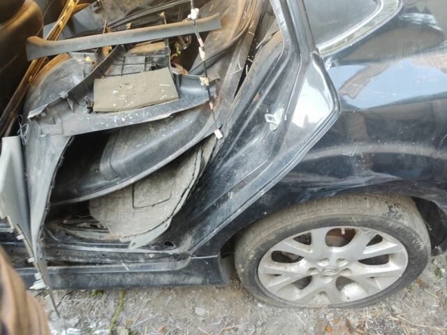 Чорний Мазда 6, об'ємом двигуна 2.5 л та пробігом 242 тис. км за 3000 $, фото 15 на Automoto.ua