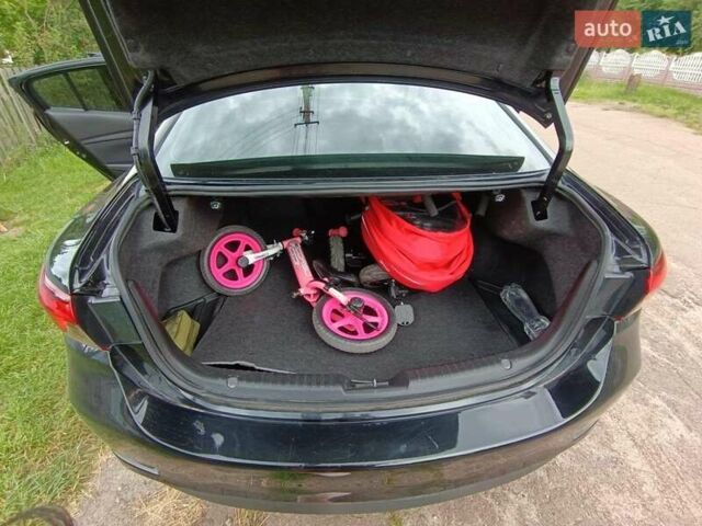 Чорний Мазда 6, об'ємом двигуна 2.5 л та пробігом 170 тис. км за 11200 $, фото 13 на Automoto.ua