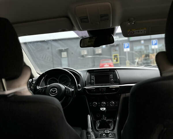 Черный Мазда 6, объемом двигателя 2.18 л и пробегом 280 тыс. км за 10500 $, фото 10 на Automoto.ua