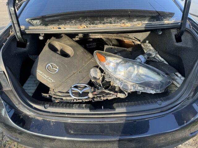 Черный Мазда 6, объемом двигателя 2.5 л и пробегом 240 тыс. км за 3799 $, фото 11 на Automoto.ua