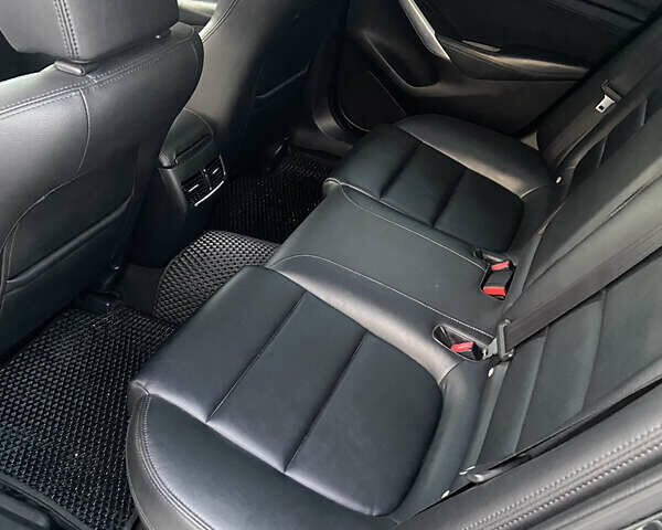 Черный Мазда 6, объемом двигателя 2.49 л и пробегом 310 тыс. км за 10200 $, фото 8 на Automoto.ua