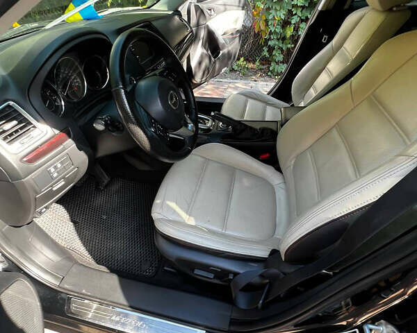 Черный Мазда 6, объемом двигателя 2.5 л и пробегом 290 тыс. км за 9500 $, фото 3 на Automoto.ua
