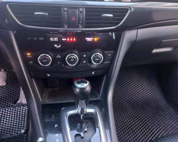 Черный Мазда 6, объемом двигателя 2 л и пробегом 198 тыс. км за 11500 $, фото 7 на Automoto.ua