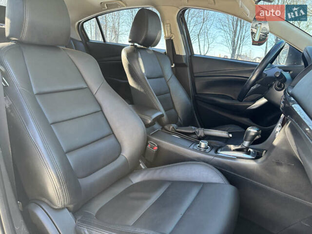 Черный Мазда 6, объемом двигателя 2.49 л и пробегом 230 тыс. км за 9400 $, фото 13 на Automoto.ua