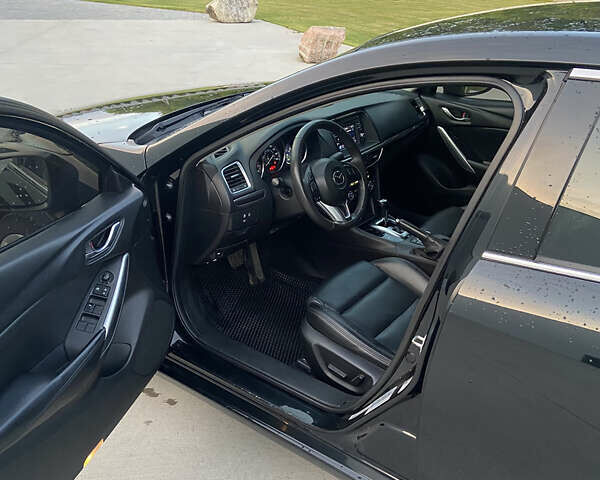 Черный Мазда 6, объемом двигателя 2.49 л и пробегом 310 тыс. км за 10200 $, фото 6 на Automoto.ua