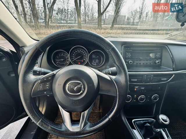 Чорний Мазда 6, об'ємом двигуна 2 л та пробігом 155 тис. км за 11400 $, фото 10 на Automoto.ua