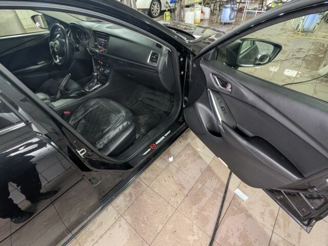 Чорний Мазда 6, об'ємом двигуна 2.5 л та пробігом 198 тис. км за 7400 $, фото 6 на Automoto.ua