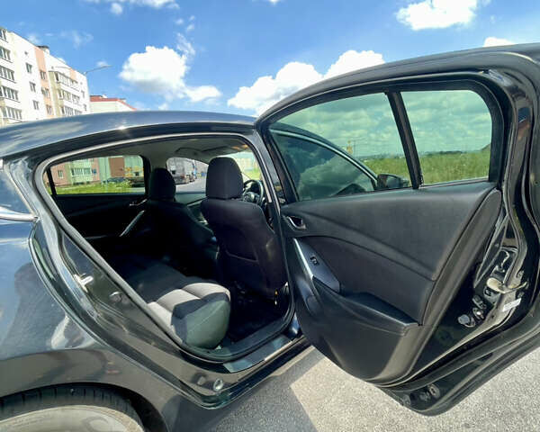 Черный Мазда 6, объемом двигателя 2.49 л и пробегом 189 тыс. км за 9500 $, фото 15 на Automoto.ua