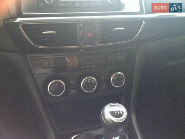 Черный Мазда 6, объемом двигателя 2 л и пробегом 180 тыс. км за 13000 $, фото 2 на Automoto.ua