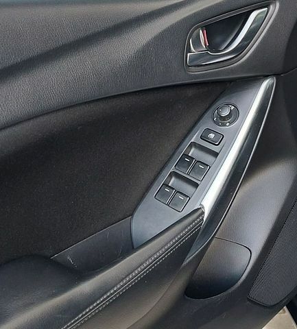 Чорний Мазда 6, об'ємом двигуна 2.5 л та пробігом 209 тис. км за 8750 $, фото 12 на Automoto.ua